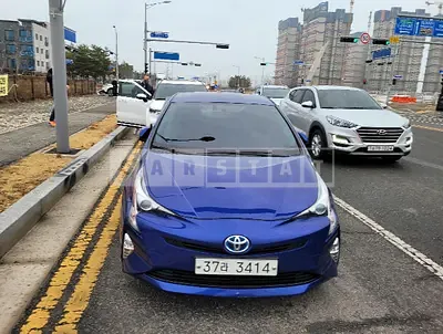 Photo 1 of 6: 2017 Toyota Prius, VIN JTDKBRFU5H3541055 — Korean insurance auction