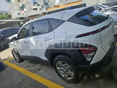 Photo 1 of 8: 2023 Hyundai Kona Gasoline — Korean insurance auction