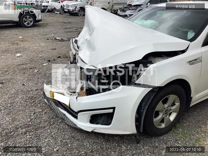 Photo 2 of 14: 2015 Kia K5, VIN KNAGN418BGA650469 — Korean insurance auction