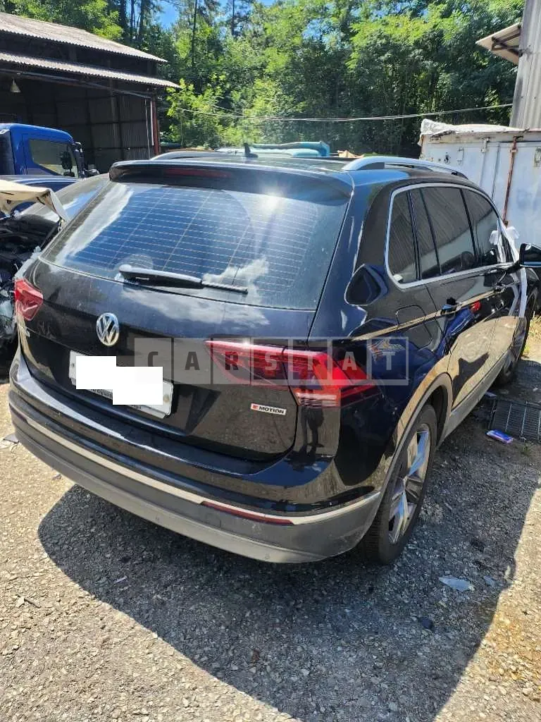 Photo 2 of 12: 2018 Volkswagen Tiguan 2.0 TDI 4MOTION, VIN WVGZZZ5NZJW949721 — Korean insurance auction