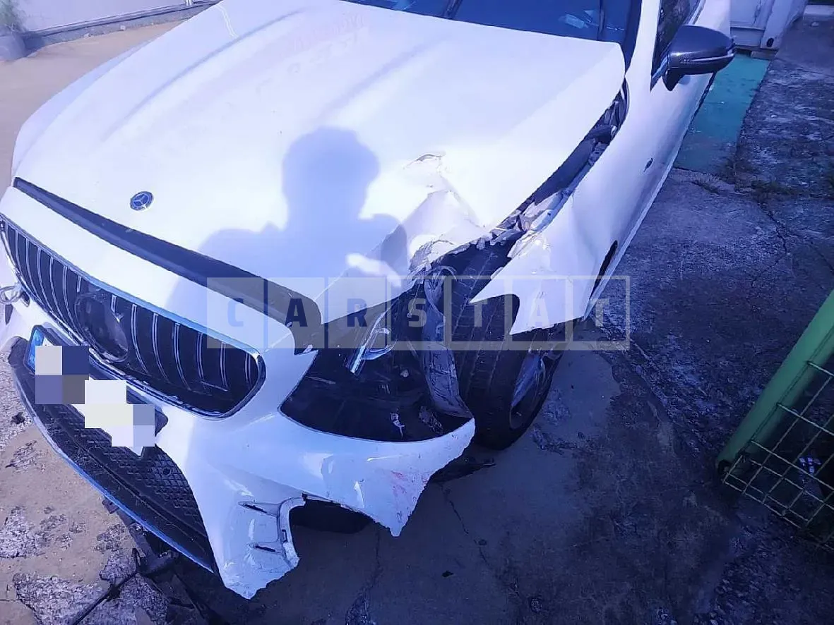 Photo 2 of 29: 2018 Mercedes-Benz E220 d Coupe, VIN WDD1J1EB0JF062651 — Korean insurance auction