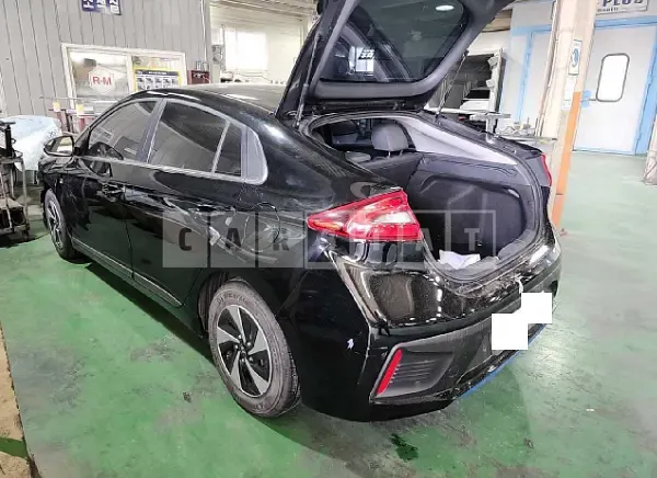 Photo 2 of 10: 2019 Hyundai Modern Ionic, VIN KMHC051CGKU105281 — Korean insurance auction