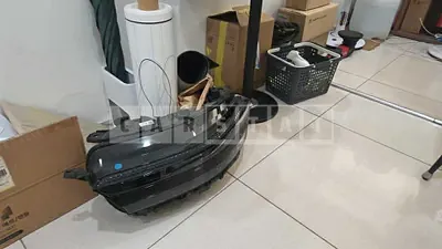 Photo 1 of 2: 2024 Genesis (parts) G90 Head Lamp — Korean insurance auction