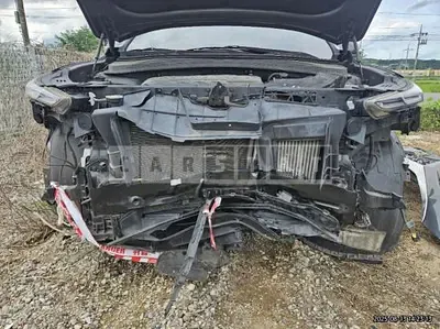 Photo 1 of 33: 2019 Hyundai Santa Fe — Korean insurance auction
