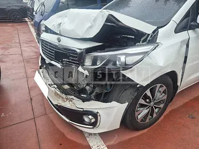 Photo 1 of 17: 2018 Kia Carnival, VIN KNAMB81ABJS430518 — Korean insurance auction