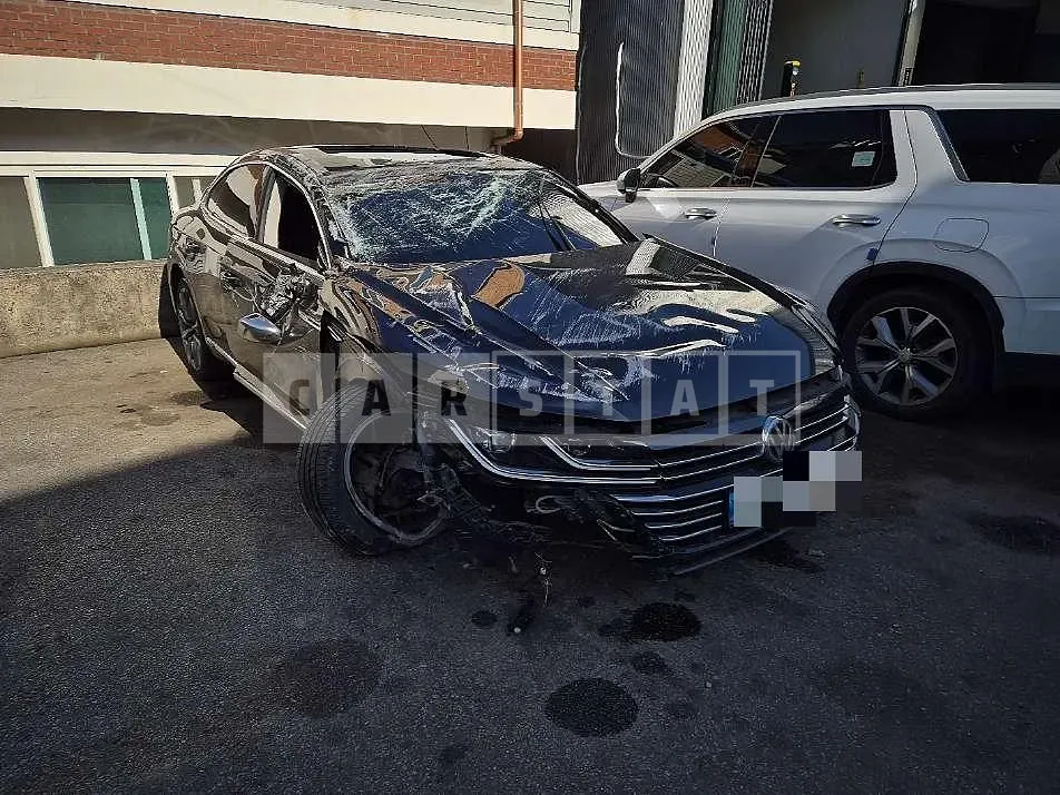 Photo 2 of 20: 2020 Volkswagen Atheon 2.0 TDI 4MOTION — Korean insurance auction