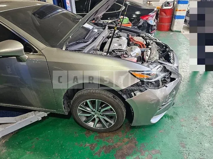 Photo 2 of 25: 2016 Lexus ES300h, VIN JTHBW1GGXH2142306 — Korean insurance auction