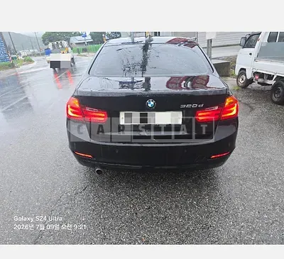 Photo 1 of 13: 2015 BMW 320d — Korean insurance auction