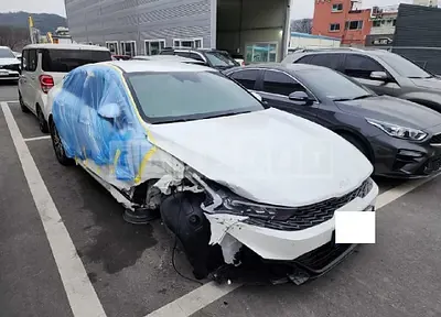 Photo 1 of 11: 2023 Kia K5 2.0 (LPI), VIN KNAG241BBPA227681 — Korean insurance auction