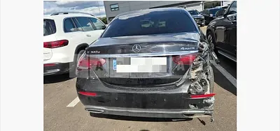 Photo 1 of 41: 2021 Mercedes-Benz E300 e 4Matic — Korean insurance auction
