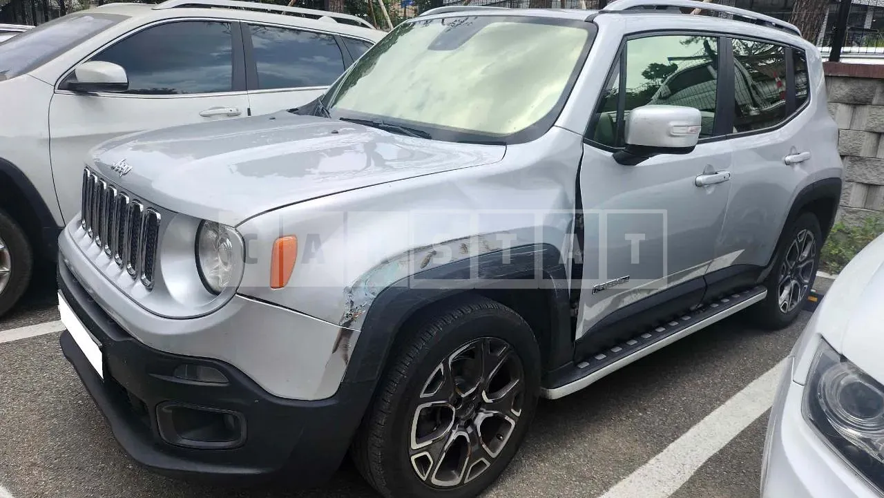 Photo 2 of 11: 2015 Jeep Zip Renegade, VIN 1C4BU0000FPC40472 — Korean insurance auction