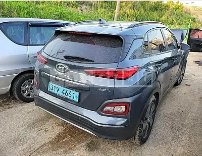 Photo 1 of 17: 2019 Hyundai Kona Electric, VIN KMHK381GFKU007922 — Korean insurance auction