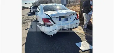 Photo 1 of 30: 2020 Mercedes-Benz E 300 — Korean insurance auction