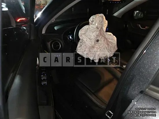Photo 2 of 14: 2019 Hyundai Kona, VIN KMHK4815GKU371803 — Korean insurance auction