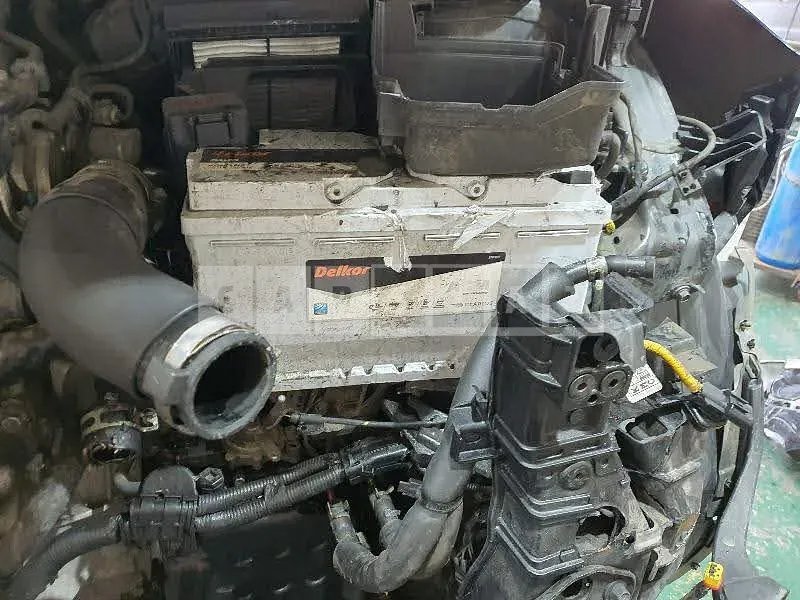 Photo 2 of 18: 2017 Kia Sorento /Sorrento, VIN KNAPS81ABJA391504 — Korean insurance auction
