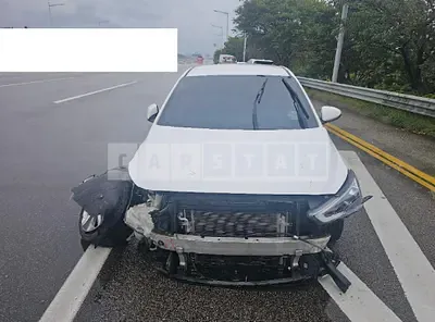 Photo 1 of 13: 2016 Hyundai IONIQ — Korean insurance auction