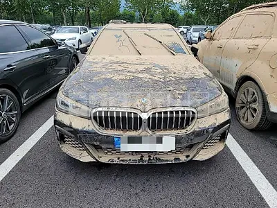 Photo 1 of 12: 2021 BMW Calm 530e — Korean insurance auction