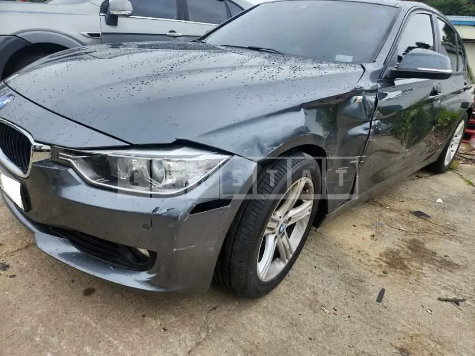 Photo 2 of 14: 2015 BMW 320d, VIN WBA3D3107FK470554 — Korean insurance auction