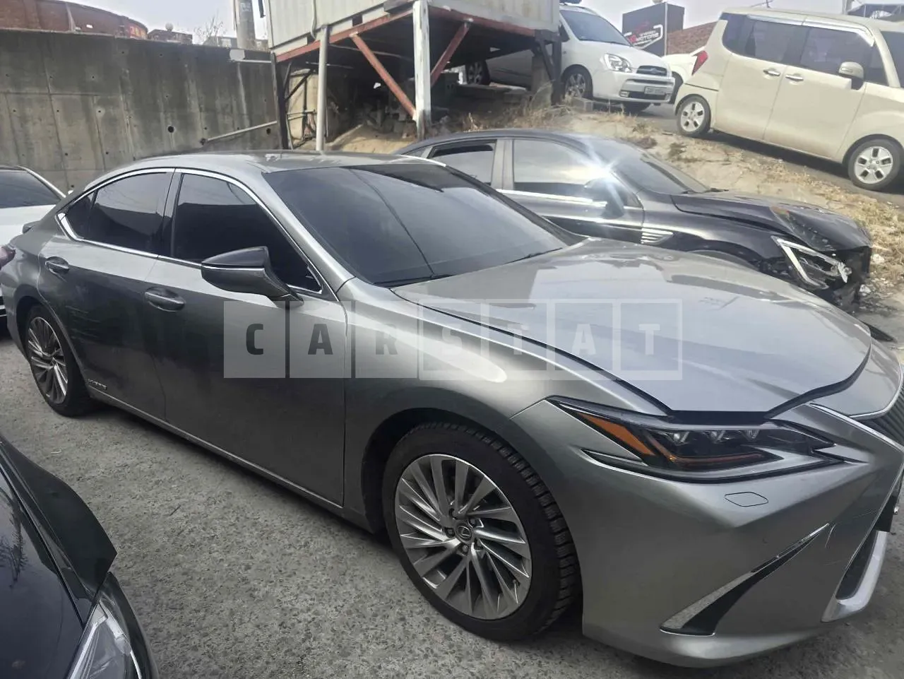 Photo 2 of 17: 2019 Lexus ES300h, VIN JTHB21B10K2046318 — Korean insurance auction