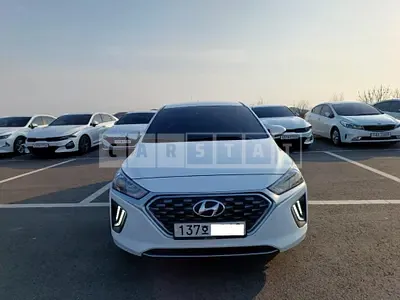 Photo 1 of 8: 2020 Hyundai IONIQ Hybrid, VIN KMHC751CGLU208315 — Korean insurance auction