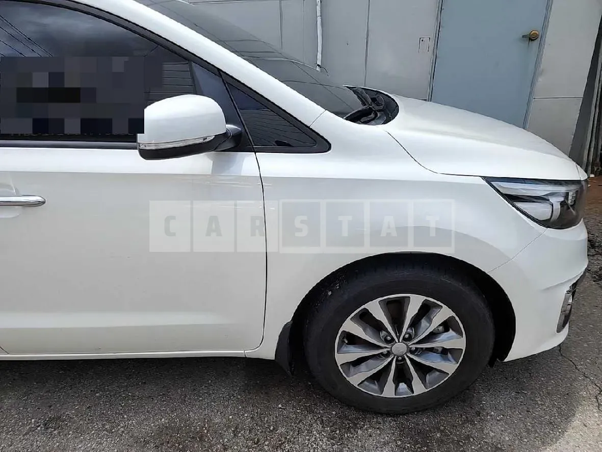 Photo 2 of 36: 2015 Kia Carnivals, VIN KNAMB81ABGS167196 — Korean insurance auction