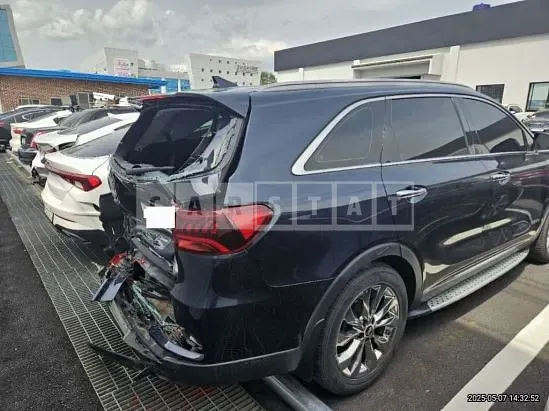 Photo 2 of 14: 2019 Kia Sorento — Korean insurance auction