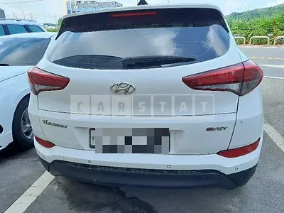 Photo 1 of 12: 2015 Hyundai Tucson TL 1.7 — Korean insurance auction