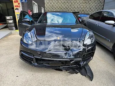 Photo 1 of 46: 2018 Porsche Panamera 4S, VIN WP0AB2978JL135446 — Korean insurance auction