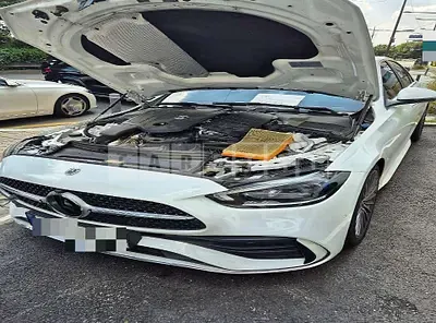 Photo 1 of 10: 2023 Mercedes-Benz C300 4Matic — Korean insurance auction