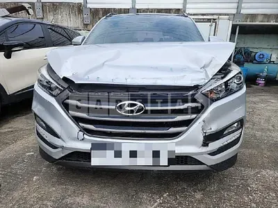 Photo 1 of 10: 2015 Hyundai Tucson — Korean insurance auction