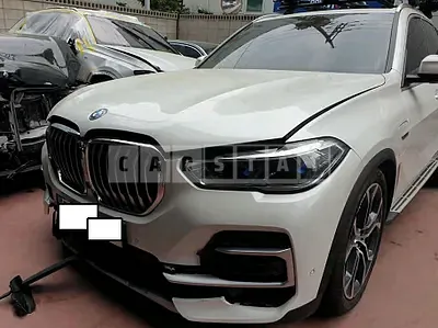 Photo 1 of 18: 2022 BMW X5 xDrive 45e iPerformance, VIN WBATA6107N9J62588 — Korean insurance auction
