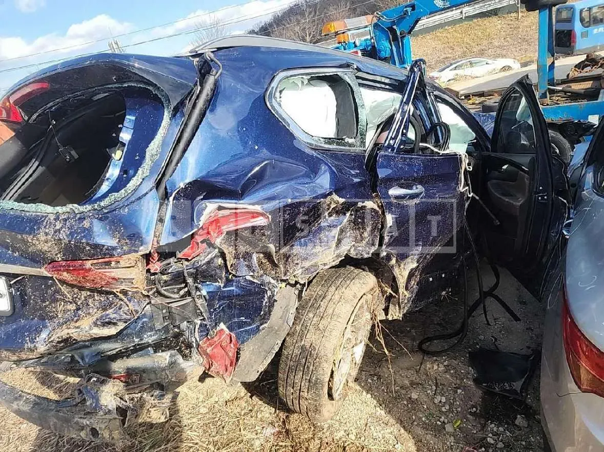 Photo 2 of 11: 2019 Hyundai Santa Fe TM — Korean insurance auction
