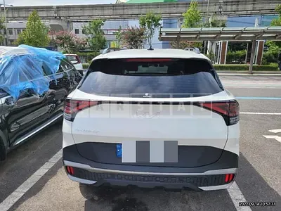 Photo 1 of 24: 2022 Kia Sportage, VIN KNAPV81BGNK075036 — Korean insurance auction