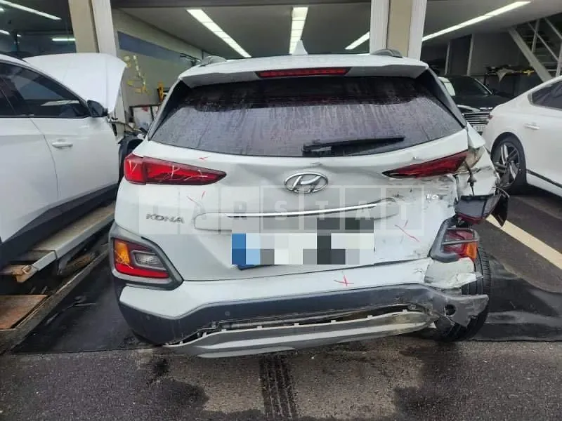 Photo 2 of 36: 2017 Hyundai Kona — Korean insurance auction