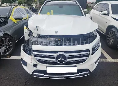 Photo 1 of 14: 2020 Mercedes-Benz GLB220 — Korean insurance auction