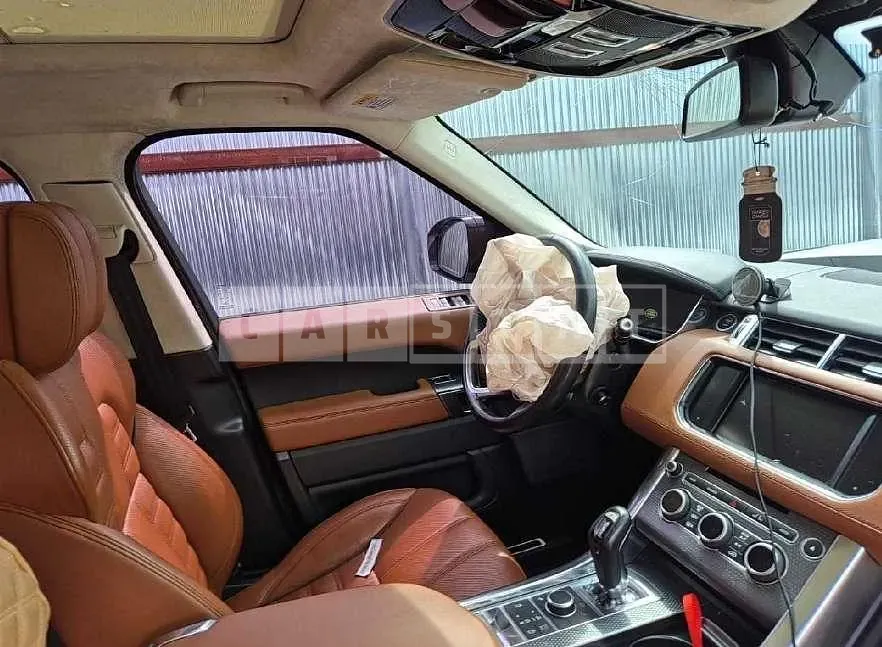Photo 2 of 46: 2016 Land Rover Range Rover 4.4d — Korean insurance auction