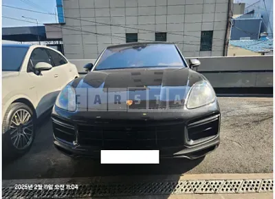 Photo 1 of 47: 2020 Porsche Cayenne Turbo — Korean insurance auction