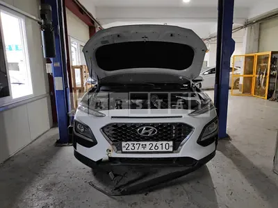 Photo 1 of 19: 2020 Hyundai Kona, VIN KMHK4815GLU628918 — Korean insurance auction