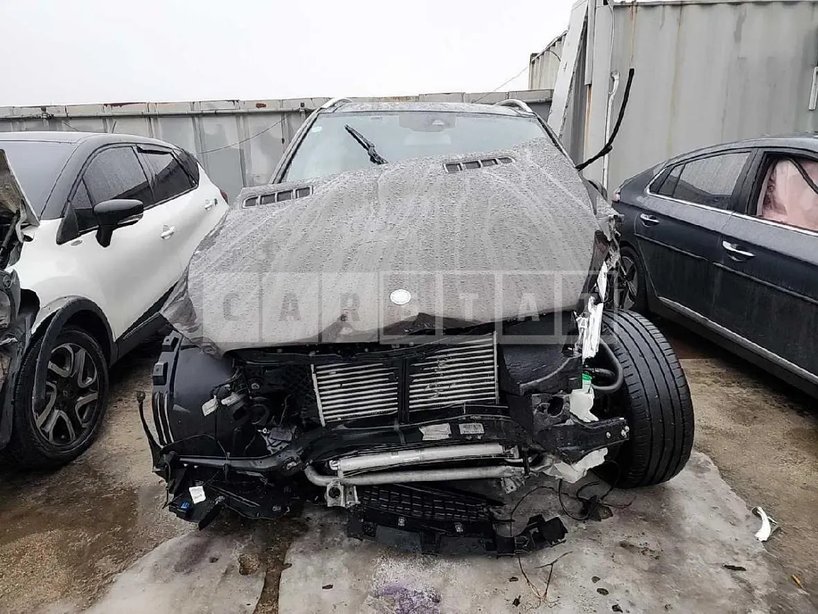 Photo 2 of 13: 2017 Mercedes-Benz GLE350 d 4Matic, VIN WDCDA2EB2HA941101 — Korean insurance auction