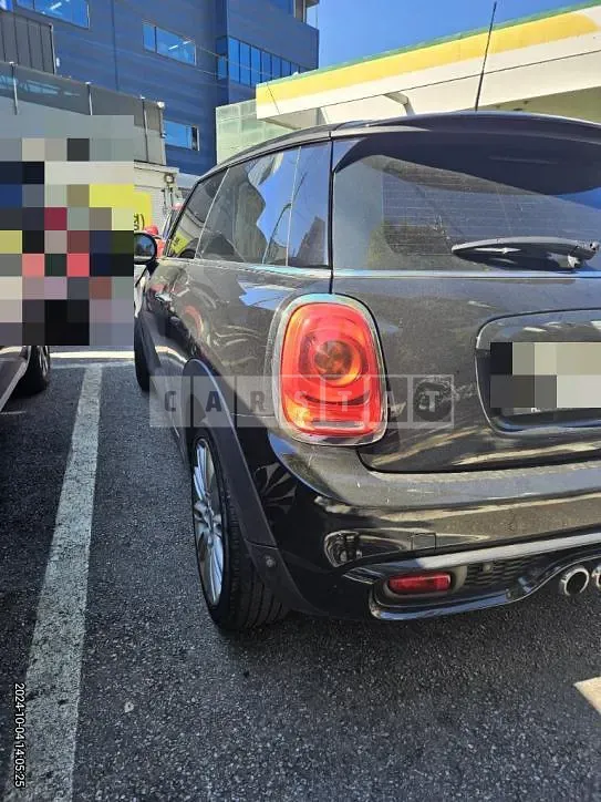 Photo 2 of 30: 2018 MINI Cooper S — Korean insurance auction