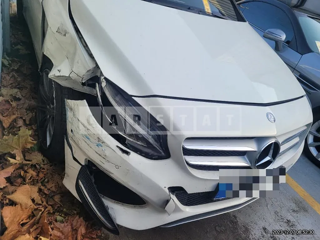Photo 2 of 47: 2015 Mercedes-Benz B200d, VIN WDDMH0JB8GN134378 — Korean insurance auction