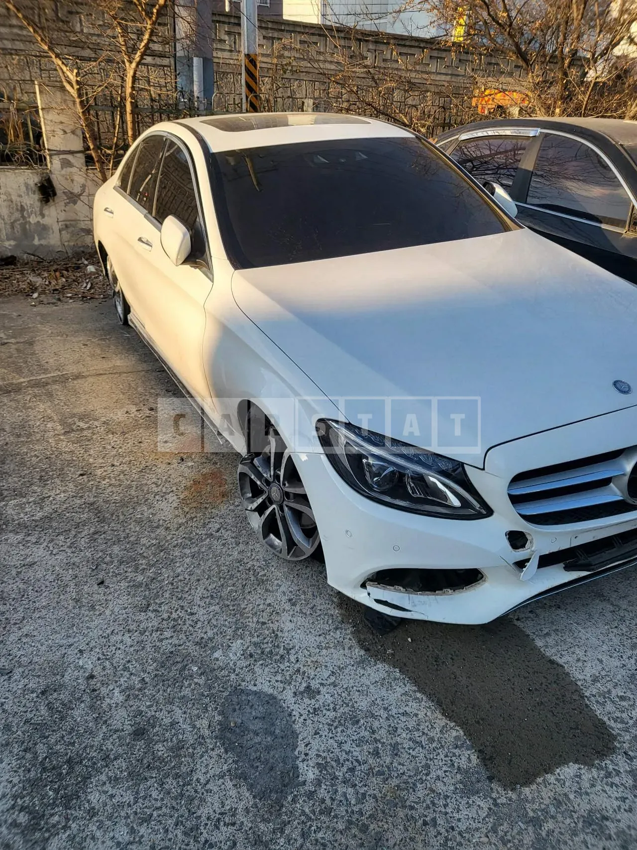 Photo 2 of 28: 2017 Mercedes-Benz C220d, VIN WDDWF0EB5HR244887 — Korean insurance auction