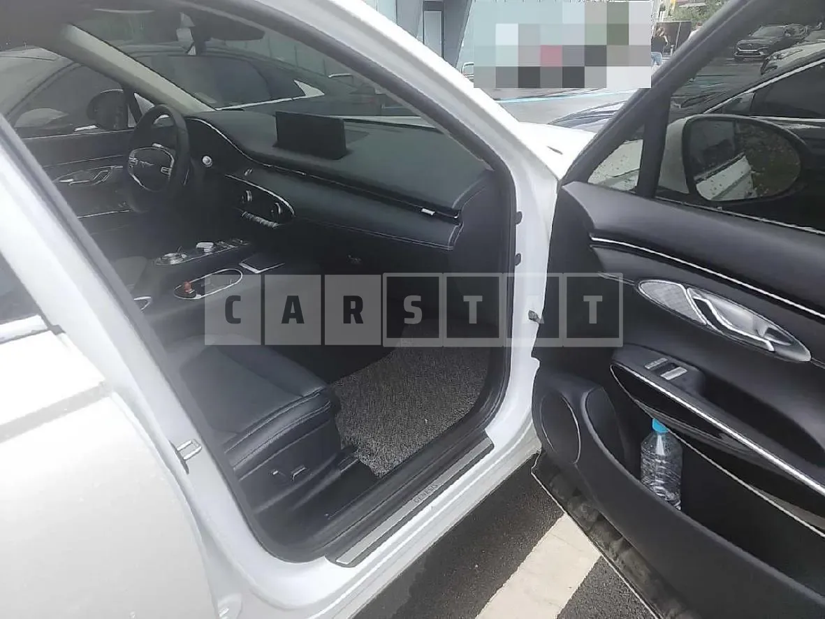 Photo 2 of 40: 2021 Genesis GV70 — Korean insurance auction