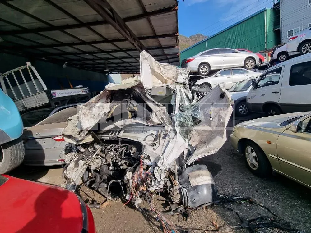 Photo 2 of 8: 2020 Hyundai Palisade, VIN KMHR381ADMU161420 — Korean insurance auction