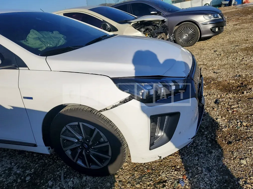 Photo 2 of 37: 2020 Hyundai IONIQ Electric, VIN KMHC051JFLU052487 — Korean insurance auction