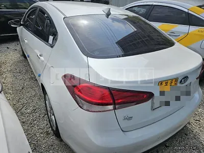 Photo 1 of 20: 2016 Kia K3 1.6 — Korean insurance auction