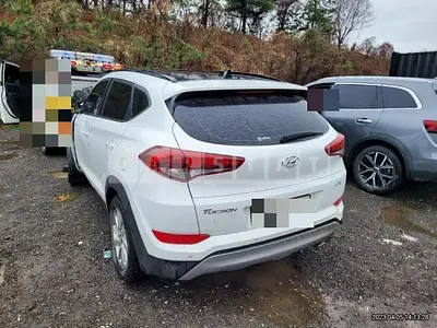 Photo 1 of 13: 2017 Hyundai Tucson 1.7, VIN KMHJ3815GJU499538 — Korean insurance auction