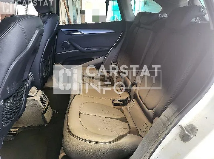 Photo 2 of 17: 2018 BMW X1 xDrive 20d, VIN WBAJJ1106JEF61328 — Korean insurance auction