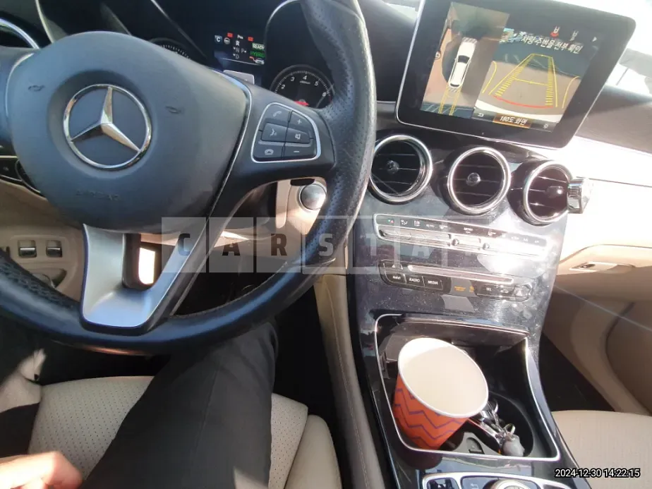 Photo 2 of 30: 2018 Mercedes-Benz GLC350 e 4Matic — Korean insurance auction