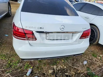 Photo 1 of 30: 2014 Mercedes-Benz E250 CDI 4Matic — Korean insurance auction